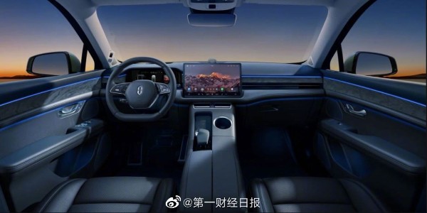 华为不造车的商业逻辑：站在微笑曲线高端为车企助攻（2）