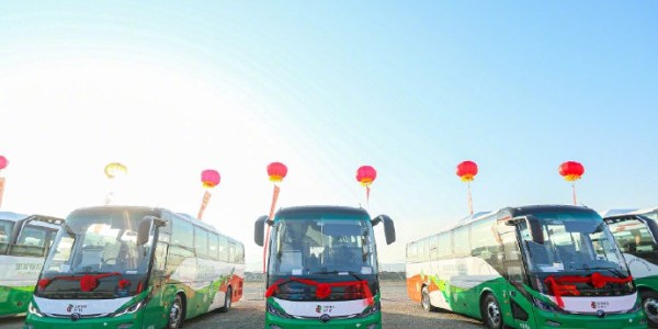 他们在另一个赛场上夺冠，“氢”车上阵助绿色冬奥！